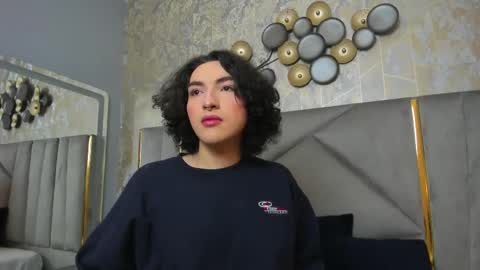 Snapshot of tomlondon_ chatting on 19, 2, 2025 online show from 19, 2, 2025