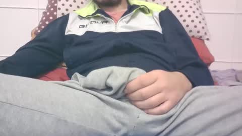 Snapshot of tommaso9046 chatting on 5, 1, 2025 tommaso9046 online show from 5, 1, 2025