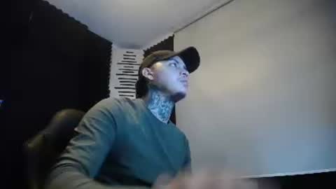 Snapshot of tommmycortez chatting on 25, 10, 2025 tommmycortez online show from 25, 10, 2025