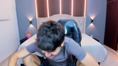 Tommy  online show from 4, 2, 2026