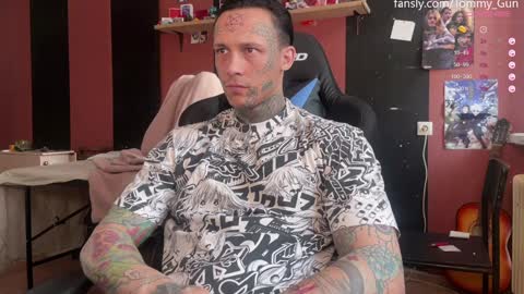 Tommy and Katana online show from 18, 12, 2024