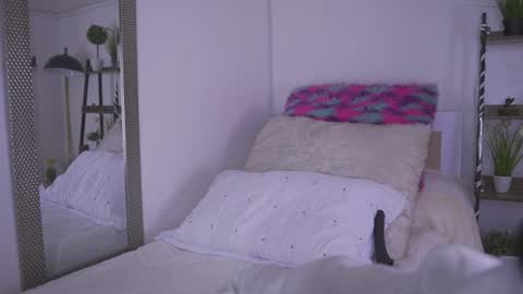Snapshot of tommy_blue1 chatting on 9, 10, 2025 Blue online show from 9, 10, 2025