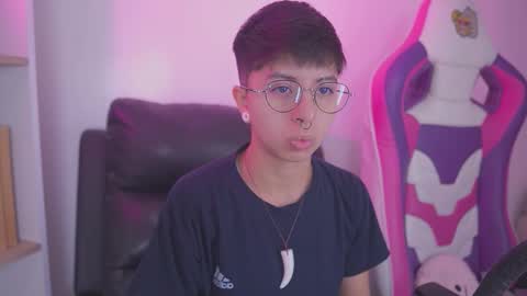 Blue  online show from 11, 10, 2025