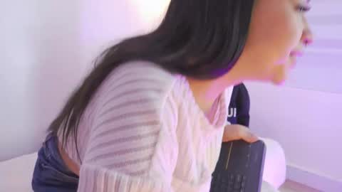 Blue  online show from 18, 12, 2025