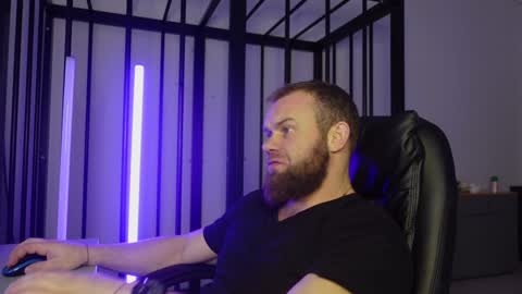  tommy burnzzz  online show from 25, 1, 2025