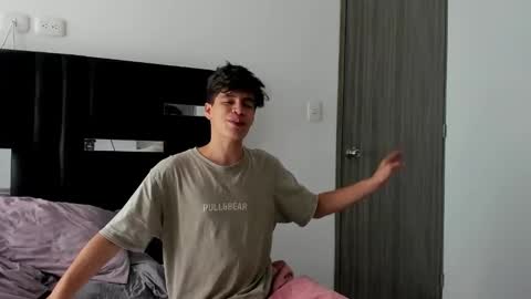 Snapshot of tommy_carlos chatting on 6, 2, 2025   online show from 6, 2, 2025