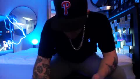 Snapshot of tommy_knuckles chatting on 18, 5, 2026 Tommy online show from 18, 5, 2026
