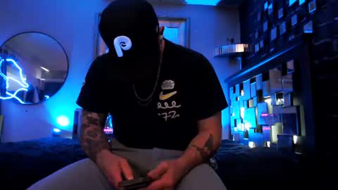 Snapshot of tommy_knuckles chatting on 4, 6, 2026 Tommy online show from 4, 6, 2026