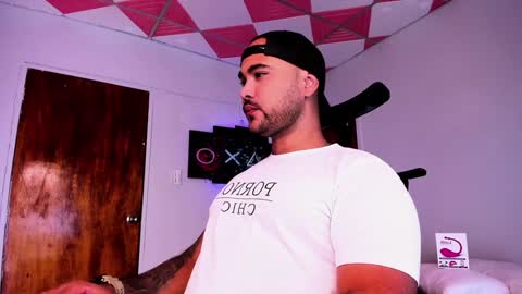 Snapshot of tommy_sccott chatting on 9, 12, 2024 tommy_sccott online show from 9, 12, 2024