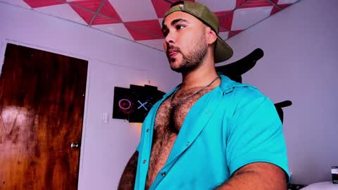 Snapshot of tommy_sccott chatting on 27, 1, 2025 tommy_sccott online show from 27, 1, 2025