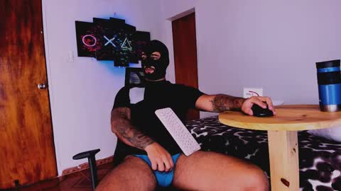 Snapshot of tommy_sccott chatting on 16, 2, 2025 tommy_sccott online show from 16, 2, 2025