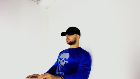 Snapshot of tommy_sccott chatting on 20, 9, 2025 tommy_sccott online show from 20, 9, 2025