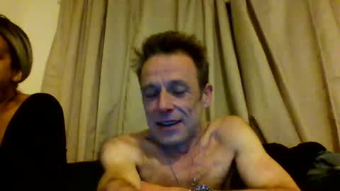 Snapshot of tommyandtomara chatting on 5, 5, 2026 tommyandtomara online show from 5, 5, 2026