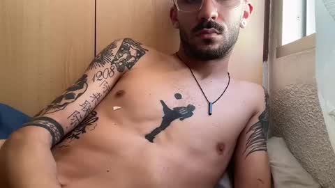 Snapshot of tommydesirex chatting on 20, 5, 2026 TOMMYDESIREX online show from 20, 5, 2026