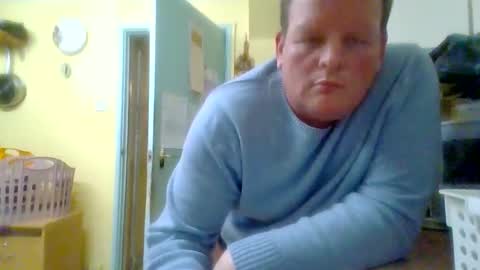 Snapshot of tommyp1990115543 chatting on 14, 11, 2025 tommyp1990115543 online show from 14, 11, 2025