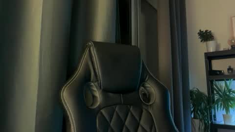 Thomas Fit online show from 3, 12, 2025