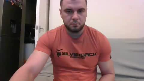 tommyy19901 online show from 9, 2, 2025