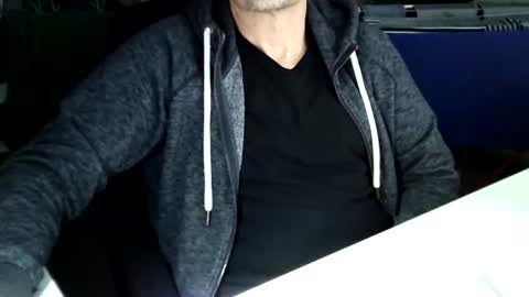 Tom online show from 10, 12, 2024