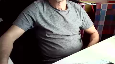 Tom online show from 2, 1, 2025