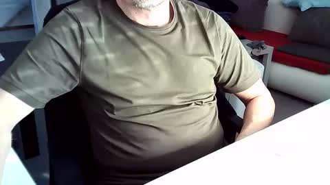 Tom online show from 17, 2, 2025