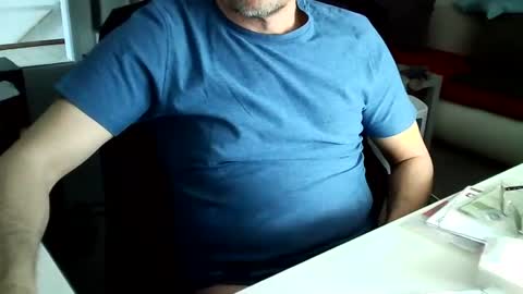 Tom online show from 21, 2, 2025