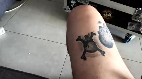 tomzb online show from 30, 3, 2026