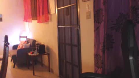 Snapshot of toni2814 chatting on 5, 1, 2025 Antonio online show from 5, 1, 2025