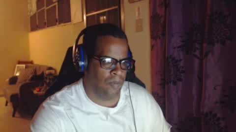 Snapshot of toni2814 chatting on 9, 3, 2025 Antonio online show from 9, 3, 2025