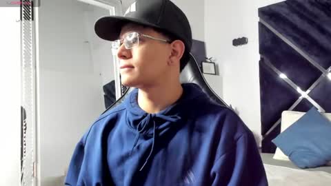 Snapshot of tony_petrov chatting on 9, 7, 2026 tony_petrov online show from 9, 7, 2026