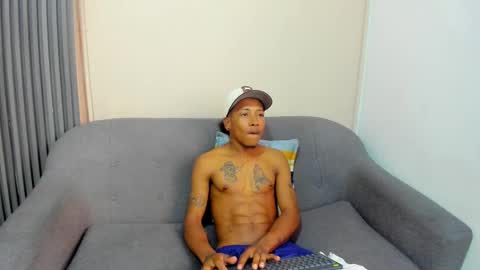 Snapshot of tony_travis chatting on 4, 10, 2025 TONY online show from 4, 10, 2025