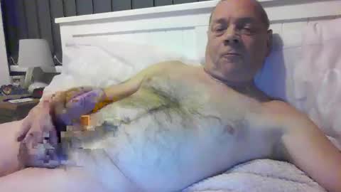 tonygibbson62 online show from 28, 12, 2024