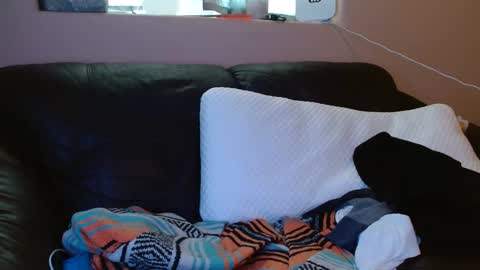 travis online show from 16, 2, 2025