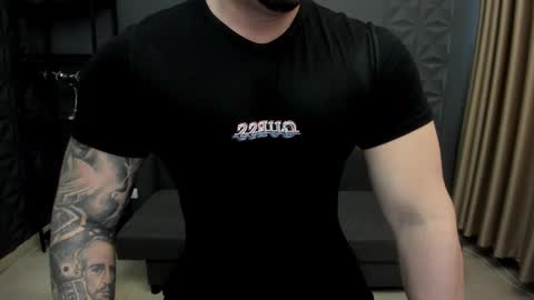 Snapshot of tonywilcoxx chatting on 22, 1, 2025 TonyWilcox online show from 22, 1, 2025