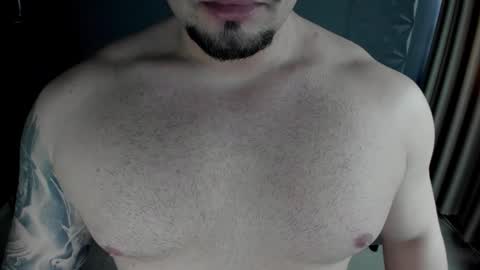 Snapshot of tonywilcoxx chatting on 14, 2, 2025 TonyWilcox online show from 14, 2, 2025