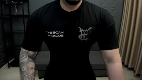 Snapshot of tonywilcoxx chatting on 15, 2, 2025 TonyWilcox online show from 15, 2, 2025