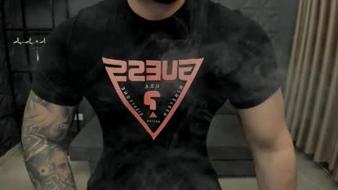 Snapshot of tonywilcoxx chatting on 5, 11, 2025 TonyWilcox online show from 5, 11, 2025