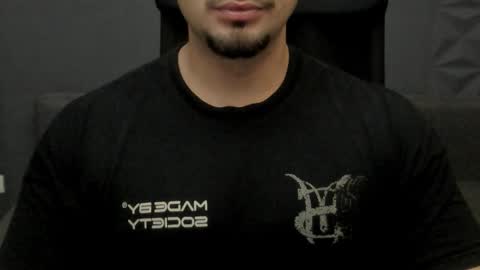 Snapshot of tonywilcoxx chatting on 16, 11, 2025 TonyWilcox online show from 16, 11, 2025