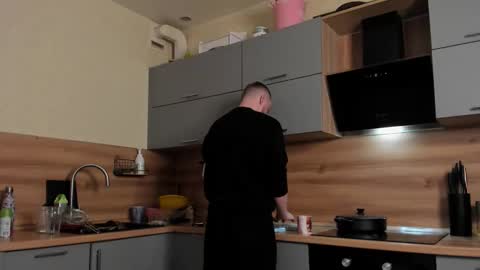 toohornyserj online show from 7, 11, 2025