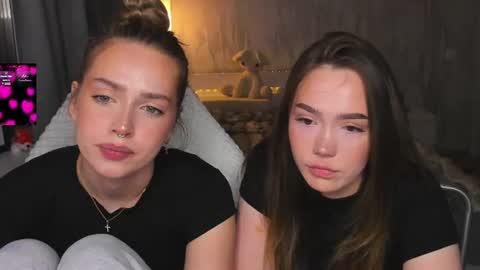 Snapshot of top_twins chatting on 27, 6, 2026 Yara online show from 27, 6, 2026