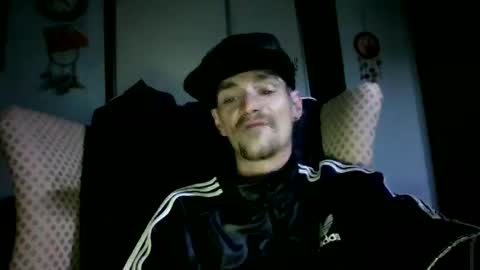 Snapshot of topdogintraining93 chatting on 7, 10, 2025 SagMeOreduceMe online show from 7, 10, 2025