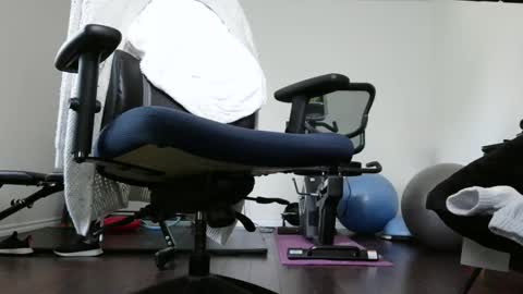 Snapshot of topfloortemptress chatting on 2, 10, 2025 Top Floor Temptress online show from 2, 10, 2025