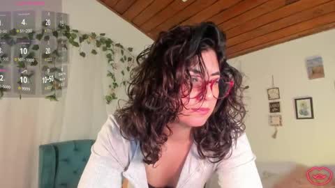 Snapshot of tori_just chatting on 1, 6, 2026 tori_just online show from 1, 6, 2026