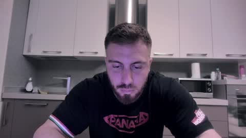 Snapshot of toro_arrapato chatting on 17, 12, 2024 toro_arrapato online show from 17, 12, 2024