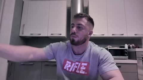 Snapshot of toro_arrapato chatting on 6, 1, 2025 toro_arrapato online show from 6, 1, 2025