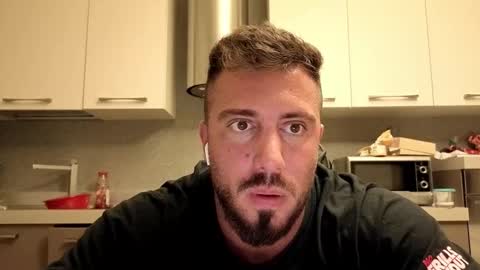 Snapshot of toro_arrapato chatting on 24, 9, 2025 toro_arrapato online show from 24, 9, 2025