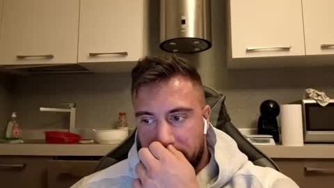 Snapshot of toro_arrapato chatting on 20, 10, 2025 toro_arrapato online show from 20, 10, 2025