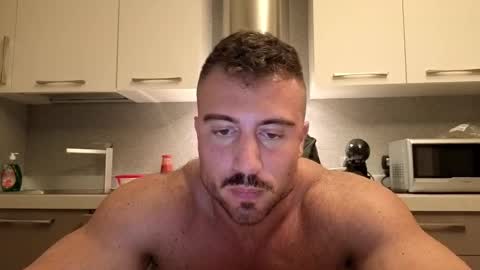 Snapshot of toro_arrapato chatting on 2, 11, 2025 toro_arrapato online show from 2, 11, 2025