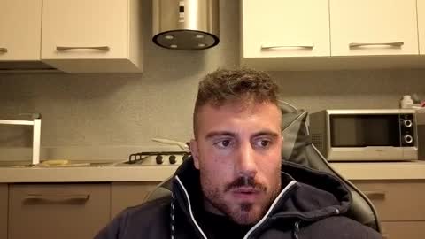 Snapshot of toro_arrapato chatting on 7, 11, 2025 toro_arrapato online show from 7, 11, 2025