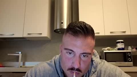 Snapshot of toro_arrapato chatting on 20, 11, 2025 toro_arrapato online show from 20, 11, 2025