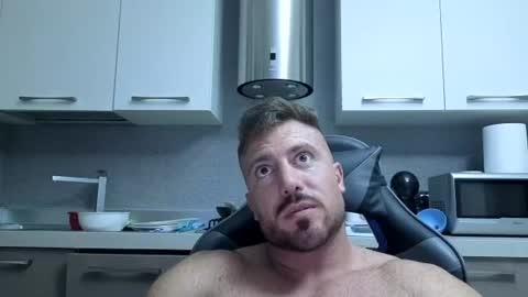 Snapshot of toro_arrapato chatting on 13, 6, 2026 toro_arrapato online show from 13, 6, 2026